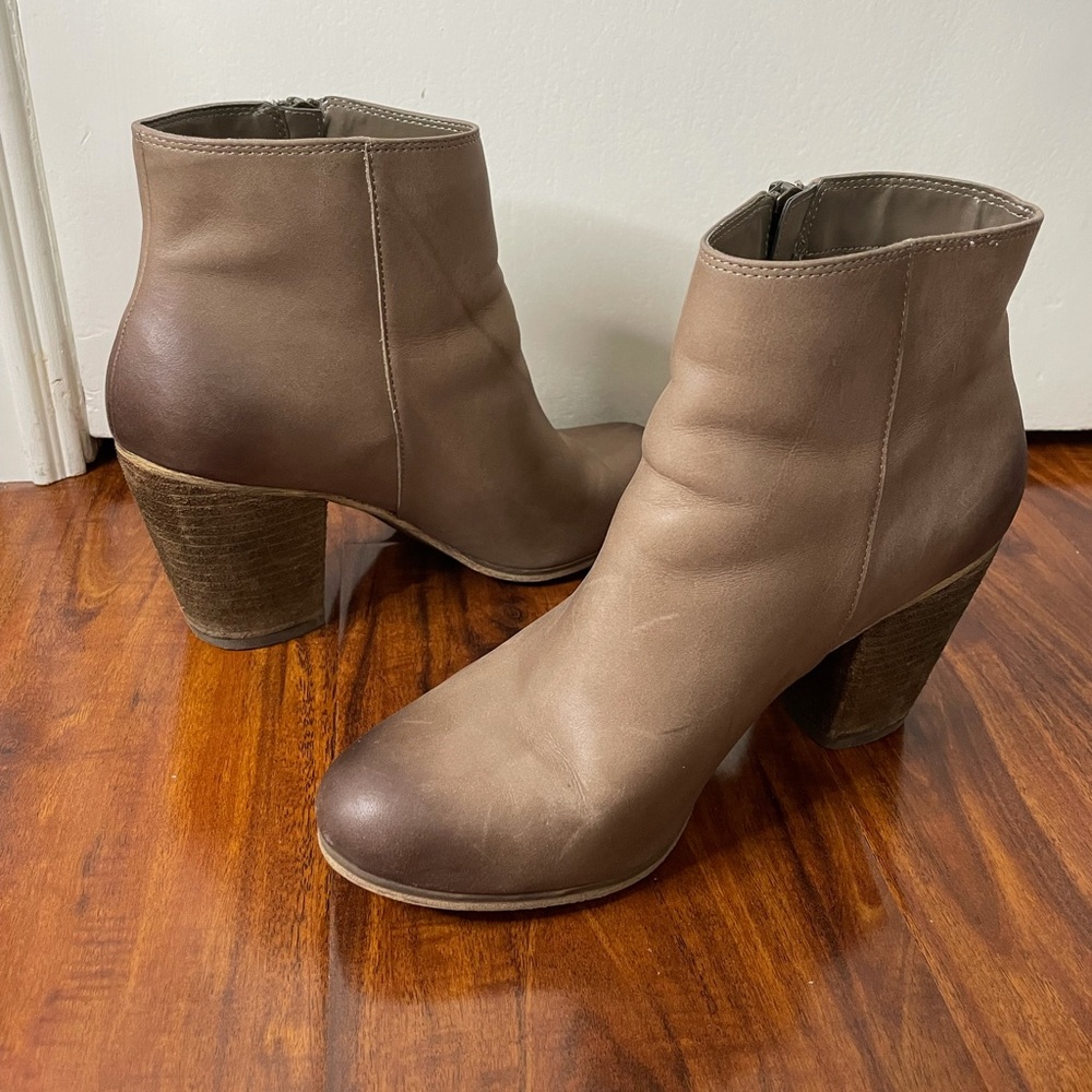 BP Nordstrom Beige Leather block heel Booties